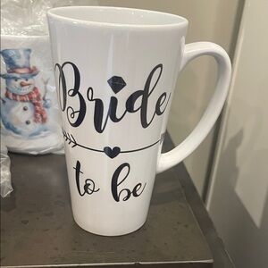 White 17 oz latte 'Bride to Be' Mug